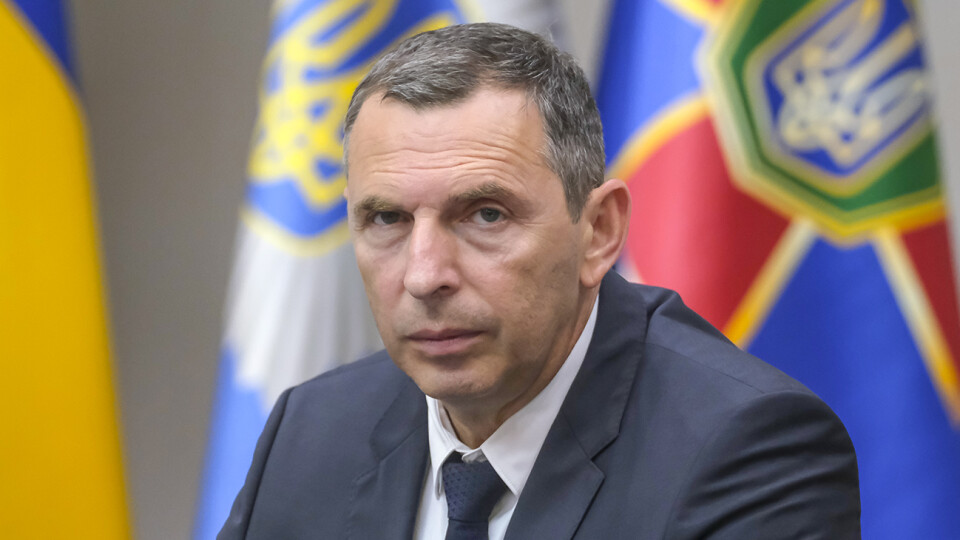 У авто першого помічника Зеленського стріляли. Поранили водія