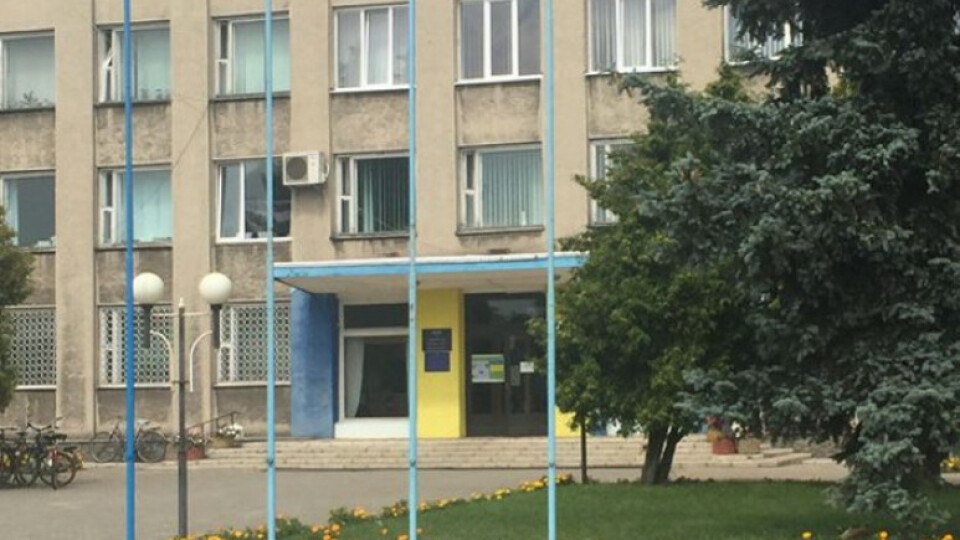 Приміщення Любешівської райради закривають на карантин. На коронавірус захворіли троє працівників