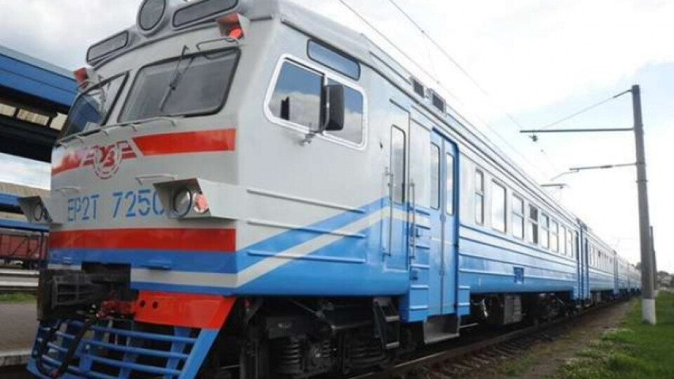 На Волині тимчасово припинять рух приміського поїзда