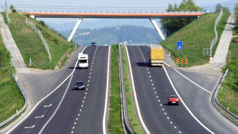 В уряді розповіли, хто буде безоплатно користуватися платними дорогами