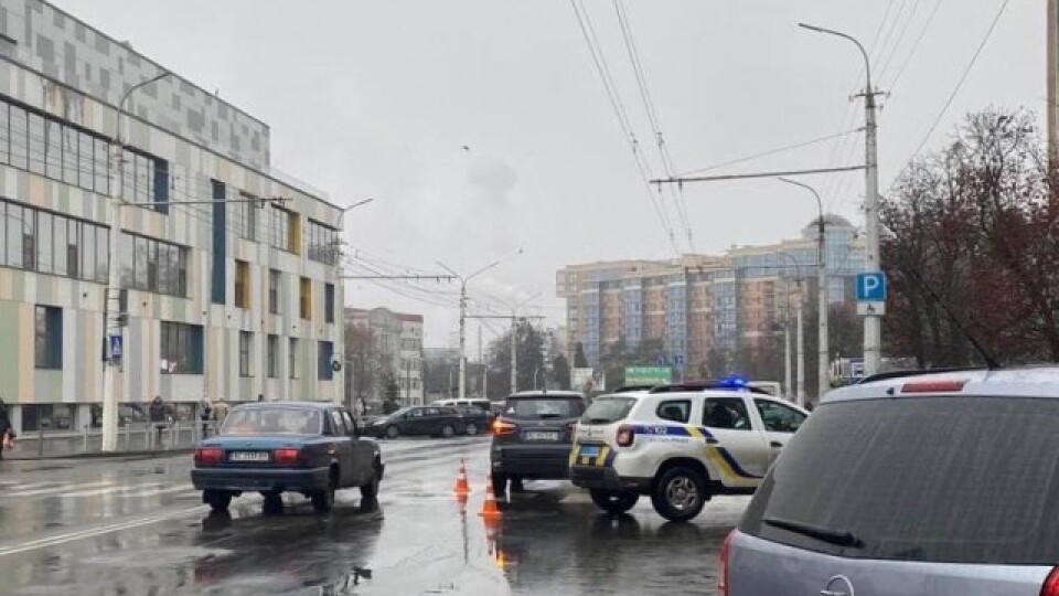 У Луцьку на Грушевського легковик збив вагітну жінку