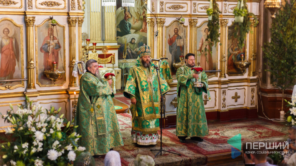 У Троїцькому соборі пройшло святкове богослужіння. ФОТО