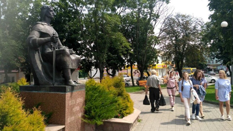 У Володимирі-Волинському «заговорили» пам'ятники