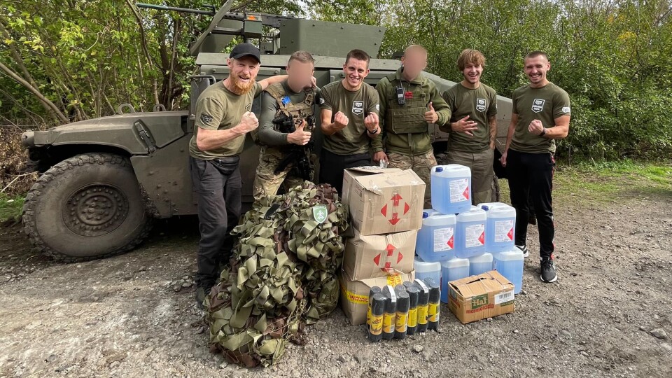 На схід – посилки, додому – трофеї. Як працює «Військова пошта»