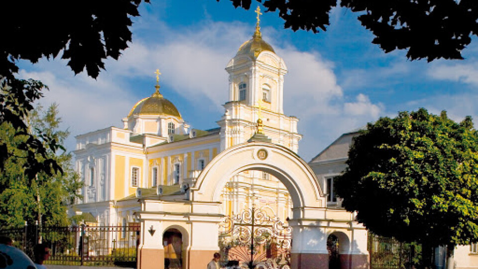 Як будуть проходити служби у волинських церквах на Вербну неділю та Великдень