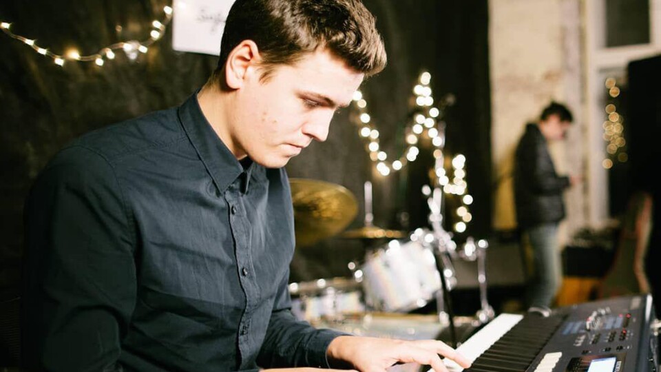 «O'Jazz'DOit»: у луцькому джаз-клубі виступить піаніст зі Львова