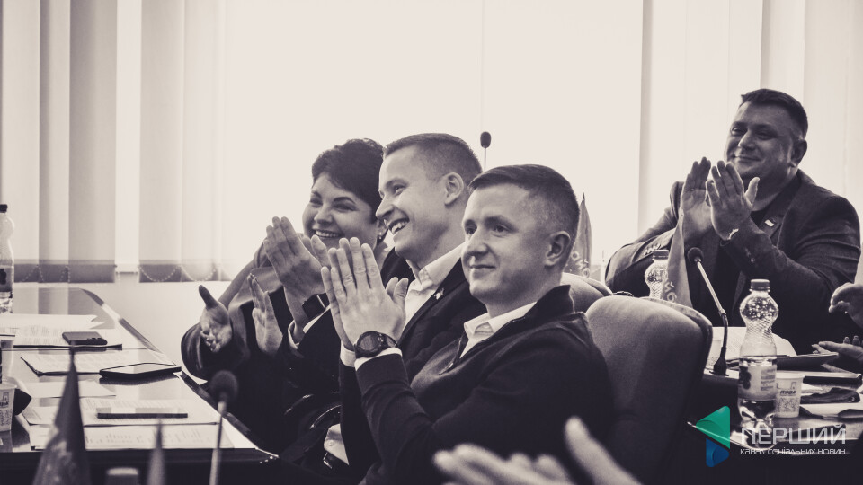 «У мене вірш». Як нудну сесію Луцькради «зробив» один філософ. РЕПОРТАЖ