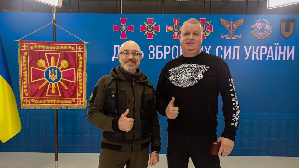 Волонтер з Волині отримав нагороду від Міністра оборони та Головнокомандувача ЗСУ