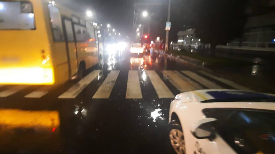 У Луцьку автомобіль збив 58-річну жінку