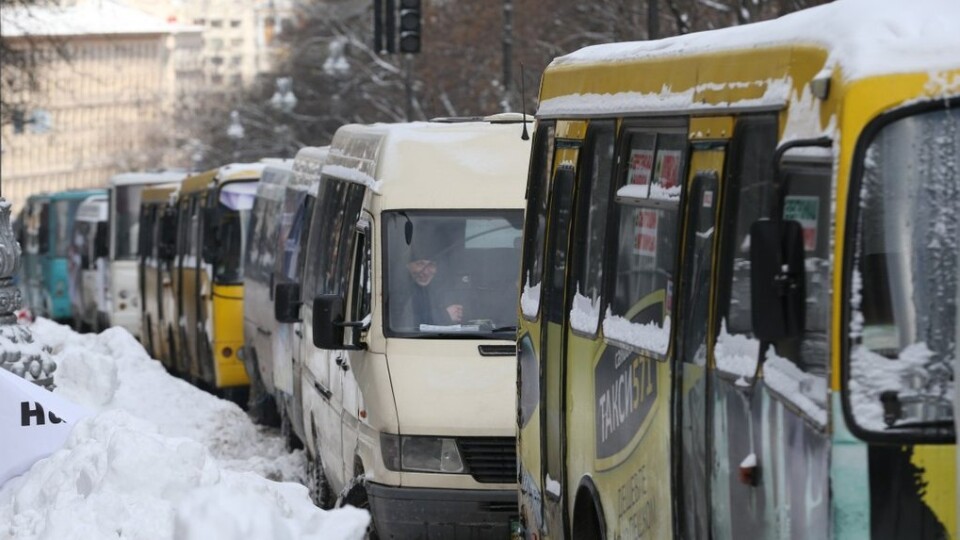 Як у новорічну ніч буде курсувати транспорт у Луцьку