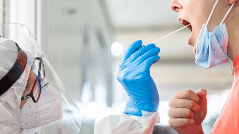 В Україні другу добу поспіль виявляють рекордну кількість хворих на коронавірус