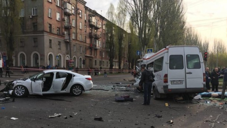 Моторошна ДТП у Кривому Розі: показали відео з місця аварії