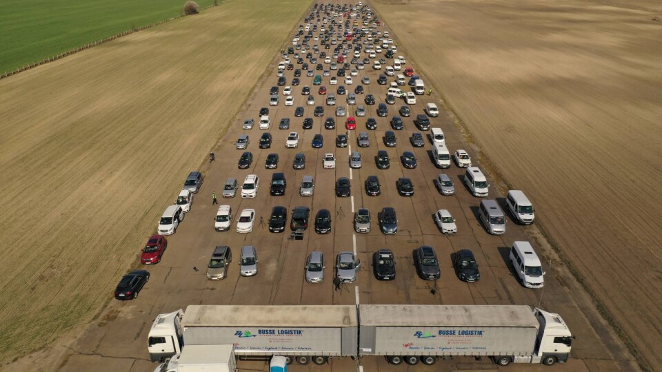 У «церкву на колесах» під Луцьком з'їхалося 250 автівок. Відео