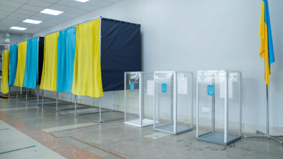 Назвали основні причини неявки українців на дільниці