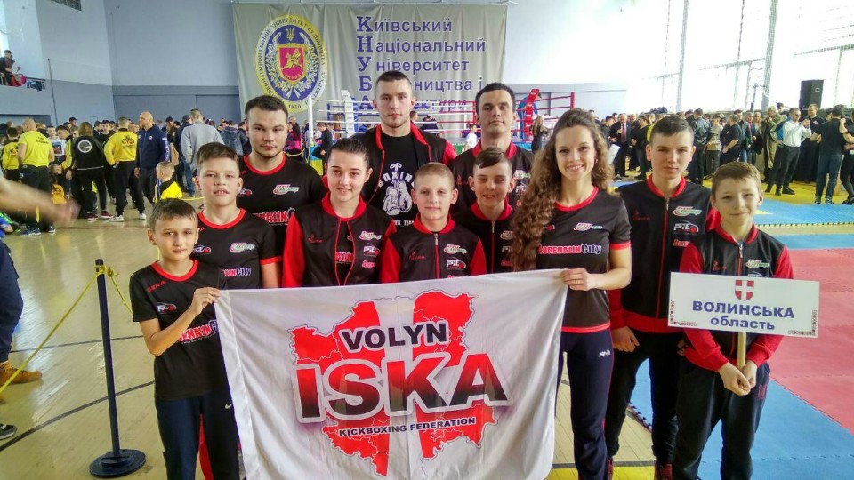 Волинські кікбоксери привезли медалі з чемпіонату України. ФОТО