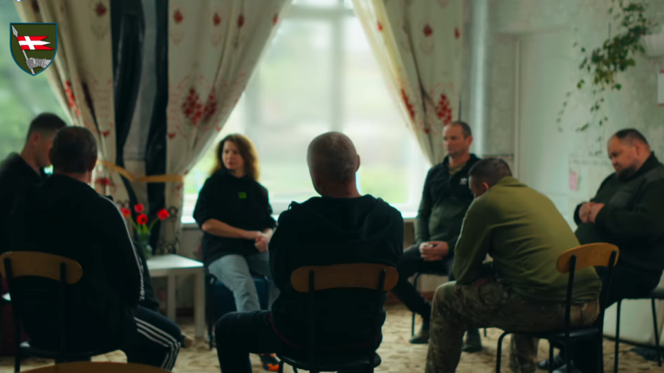 «Вчимо не нести війну додому»: як працюють психологи у волинській бригаді