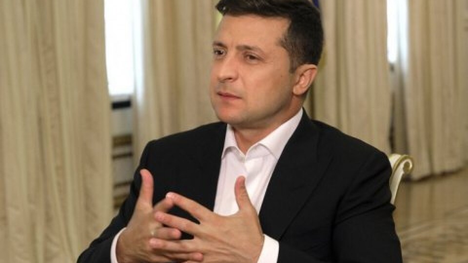 Володимир Зеленський озвучив перше питання всенародного опитування