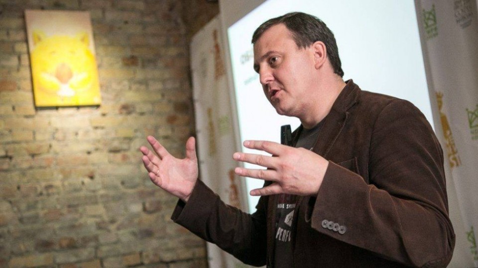 «Це не зовсім детектив. Про вбивцю стає відомо на 10-й сторінці» – Андрій Осіпов про свою книгу