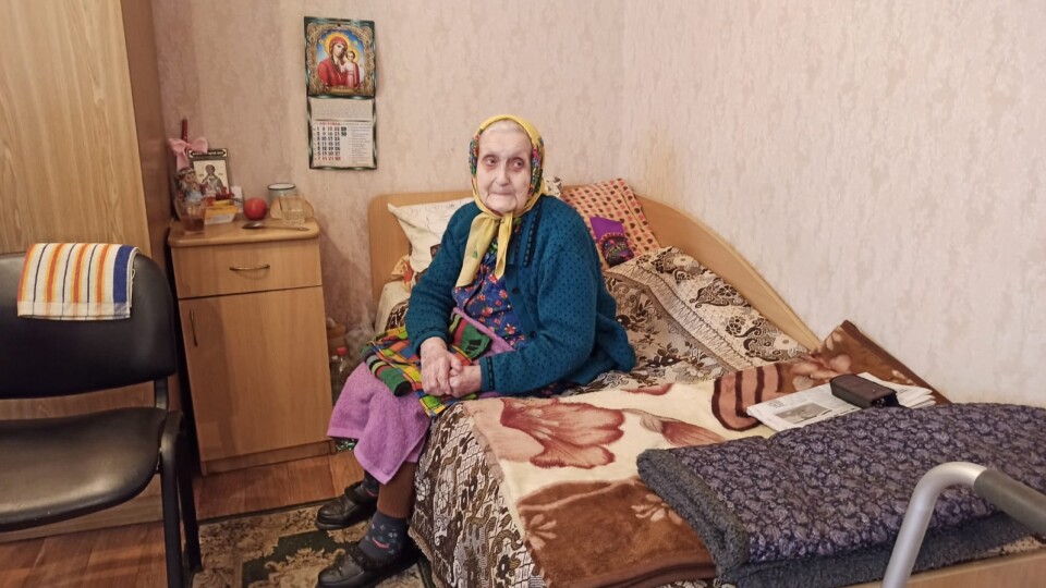 Між хустками завжди лежить жовто-блакитний прапор: як живе остання зв’язкова УПА Надія Свирид