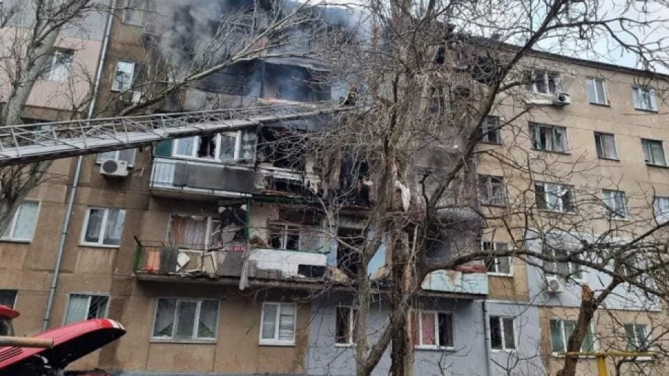 Росіяни накрили Миколаїв зі «Смерчів». Влучали у житлові будинки