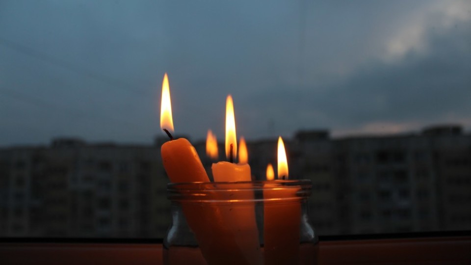 Графік відключення світла у Луцьку на  5 квітня