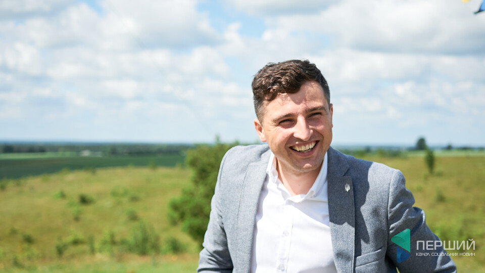 Генрі Форд у сільраді за 2 км від ЄС. Поромів. ЗАНЕСЛО В СЕЛО