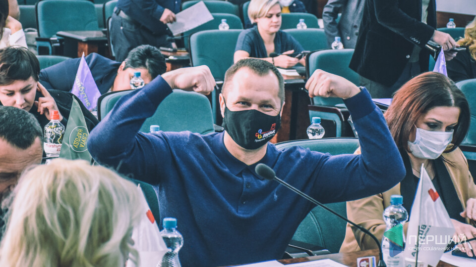 «Дай Боже, в такому ж стилі». Сесія Луцькради за рік після виборів. РЕПОРТАЖ