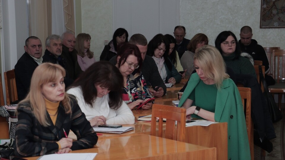 Працівники ВНУ віддадуть частину зарплати на потреби армії