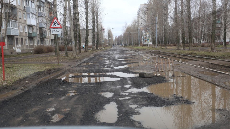 У Луцьку відремонтують  вулицю Мамсурова і тротуар на Набережній