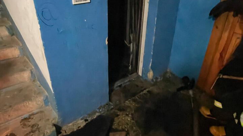 У Луцьку горіла багатоповерхівка: рятувальники евакуювали шістьох людей