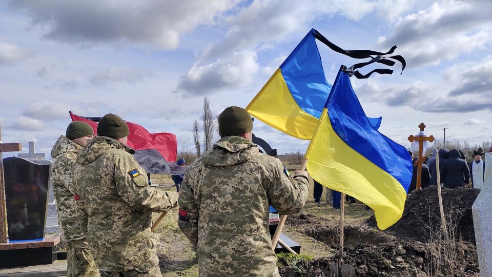 У селі на Волині в останню дорогу провели захисника Олександра Юхимчука. ФОТО