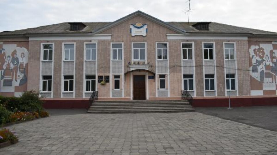 Отримала звання за підробленими документами. Директорку школи на Волині звинувачують у шахрайстві