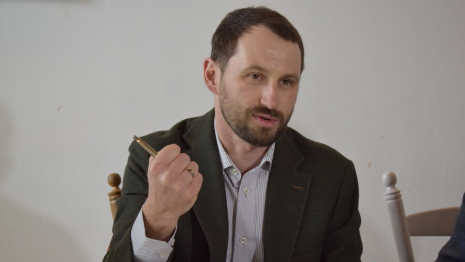 «Зеленський обіцяв професійну команду, але за рік не призначив навіть голів РДА», - Григоренко