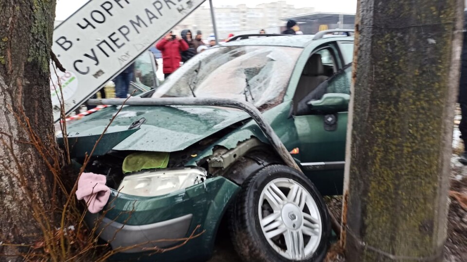 Медики розповіли про стан постраждалих, в яких в'їхала автівка на переході біля «Там-Таму»