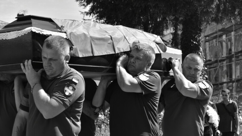 У Луцьку попрощалися із загиблим Героєм Дмитром Раєнковим. ФОТО