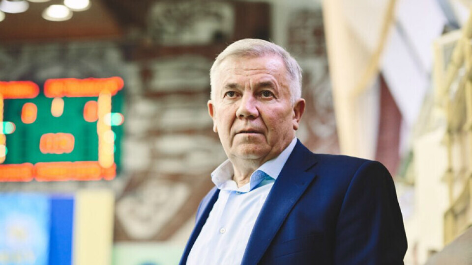Луцького тренера, якого підозрюють в розбещенні спортсменок, взяли під варту