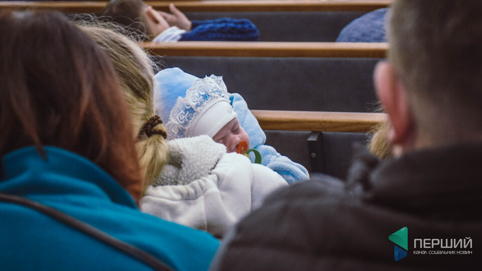 Ми в Луцьку, мама – в Краматорську. Спільна молитва, щоб утекти від думок. РЕПОРТАЖ