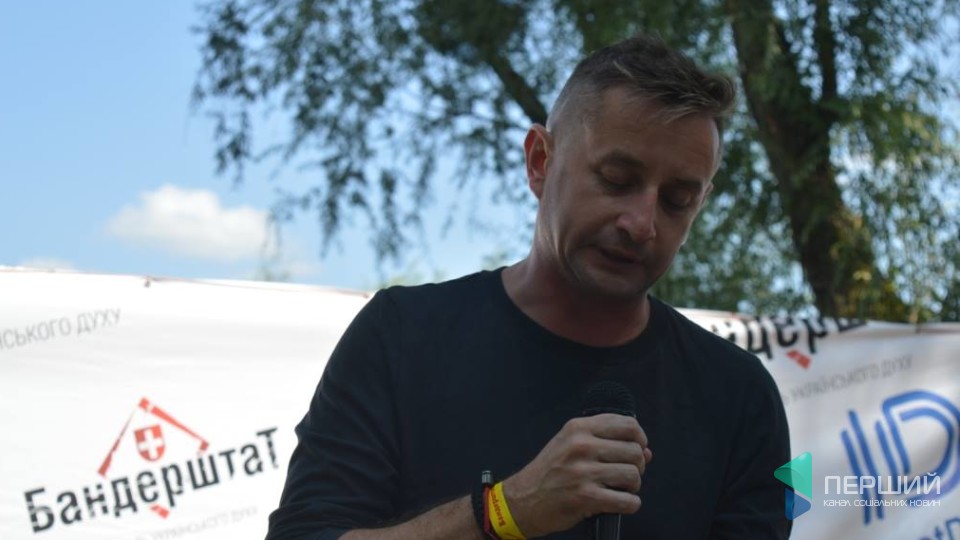 Сергій Жадан на «Бандерштаті» читав вірші з нової книги. ФОТО