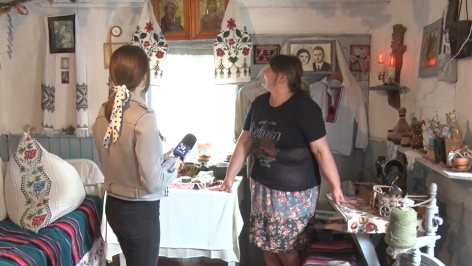 Волинянка перетворила стару літню кухню на музей