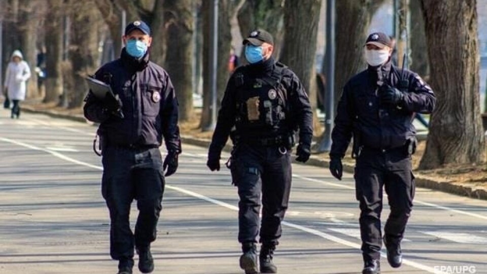 У 27 волинських закладах знайшли людей без щеплень і тестів. Які штрафи їм загрожують