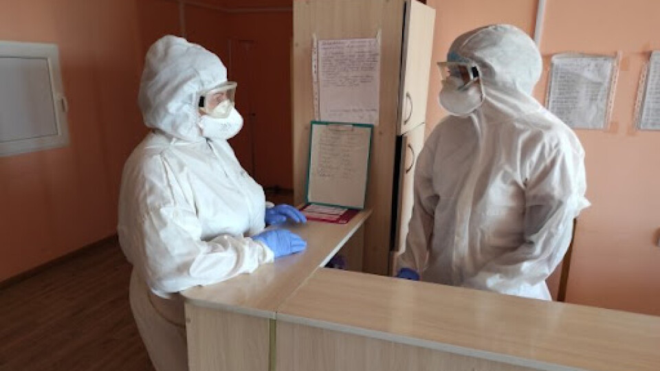 У інфекційному шпиталі в Боголюбах оновили номери телефонів. Яка там ситуація