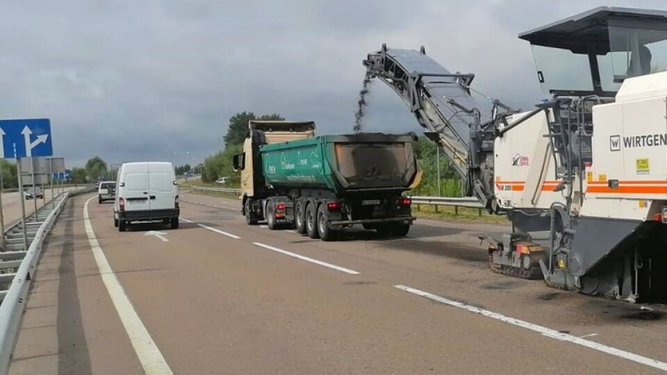 На Волині латають пошкоджені ділянки «варшавської» траси