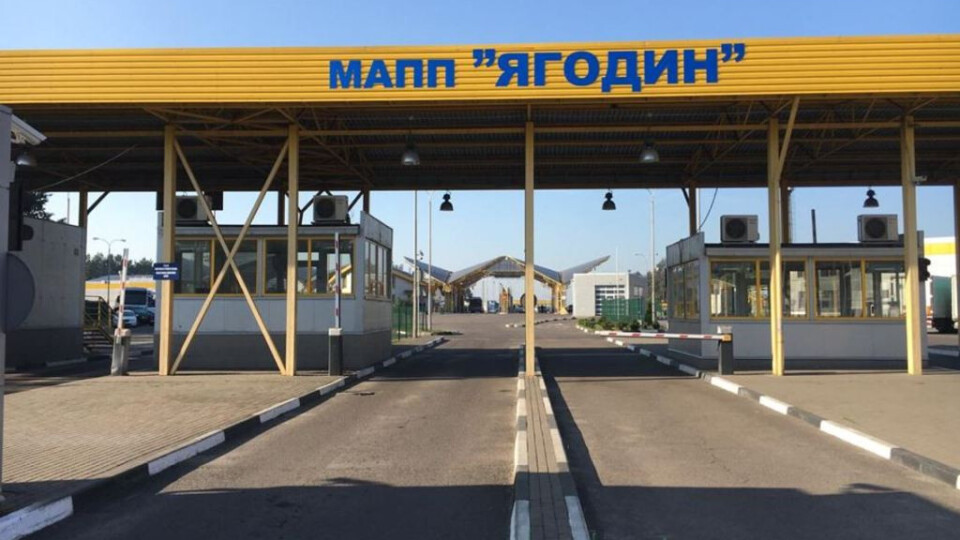 Україна та Польща домовилися розвантажити пункти пропуску, де страйкують польські водії