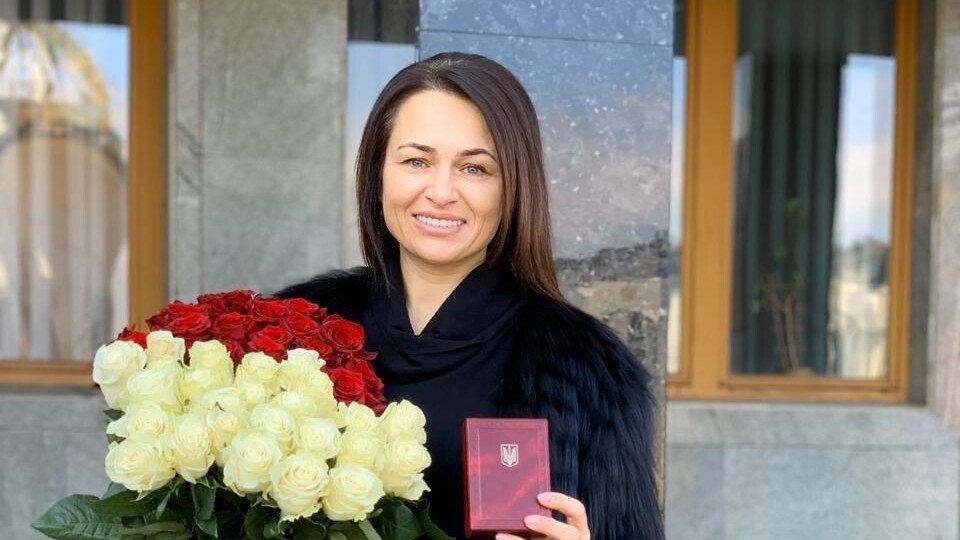 Дружині луцького бізнесмена присвоїли звання «Мати-героїня»