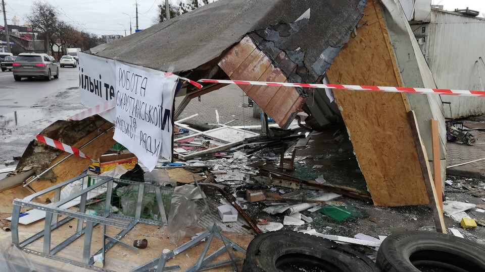 Стали відомі прізвища луцьких бізнесменів, чия техніка трощила Центральний ринок
