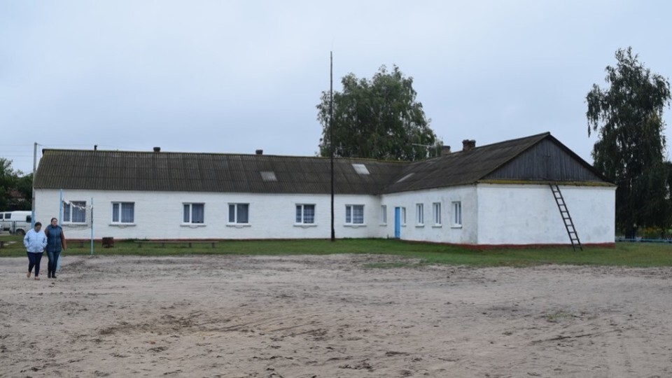 У Стобихівці батьки не пустили дітей до школи