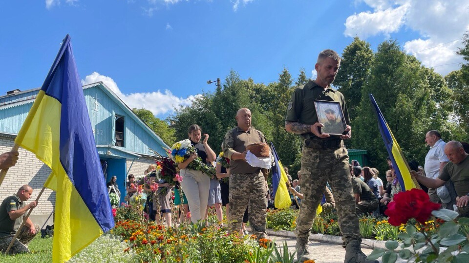 Нововолинськ попрощався з Героєм