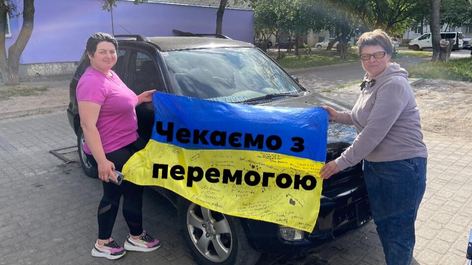 На Волині за кошти, зібрані на благодійному марафоні, придбали автомобіль на передову