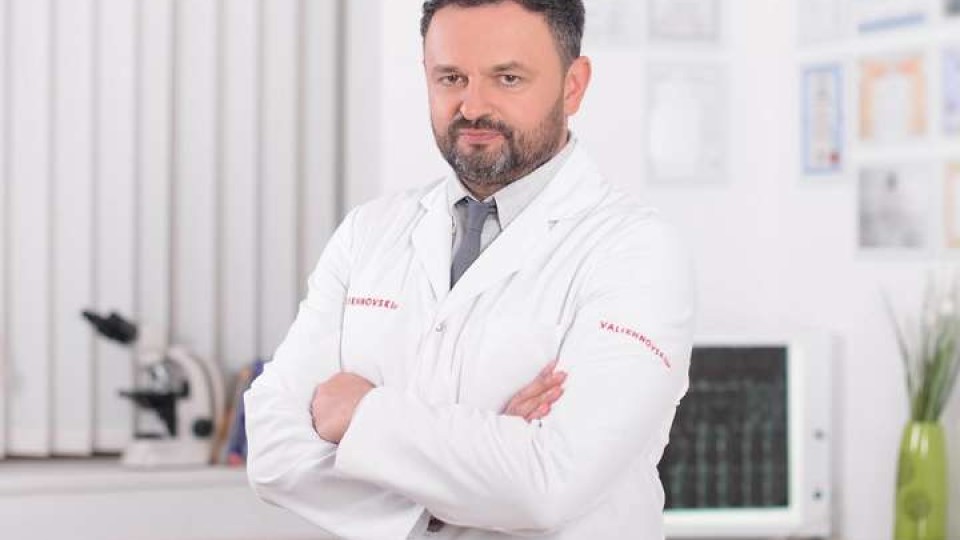 Хірург з Волині Валіхновський назвав фактори, які руйнують головний мозок