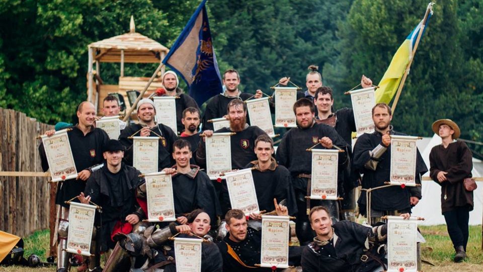 Луцькі лицарі привезли нагороди з наймасштабнішої реконструкції середньовічної битви